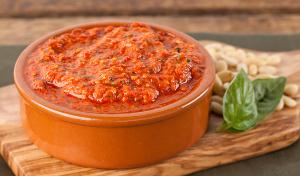Red Pepper Chilli Pesto